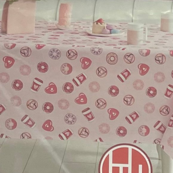 Valentines Vinyl Tablecloth, Pot Holder Set, & Oven Mitt. Oblong 52"x70". New - Picture 2 of 7